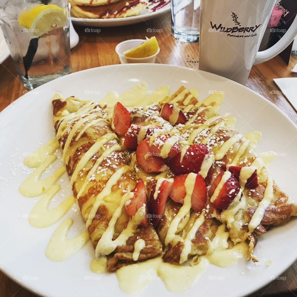 Wildberry Cafe’s Strawberry Lemon Buttercream Crepes