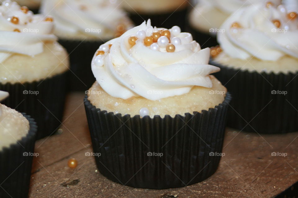 Homemade Vanilla Cupcakes with Buttercream Icing