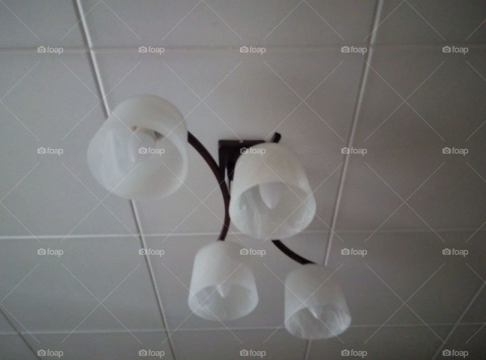 Люстра потолок