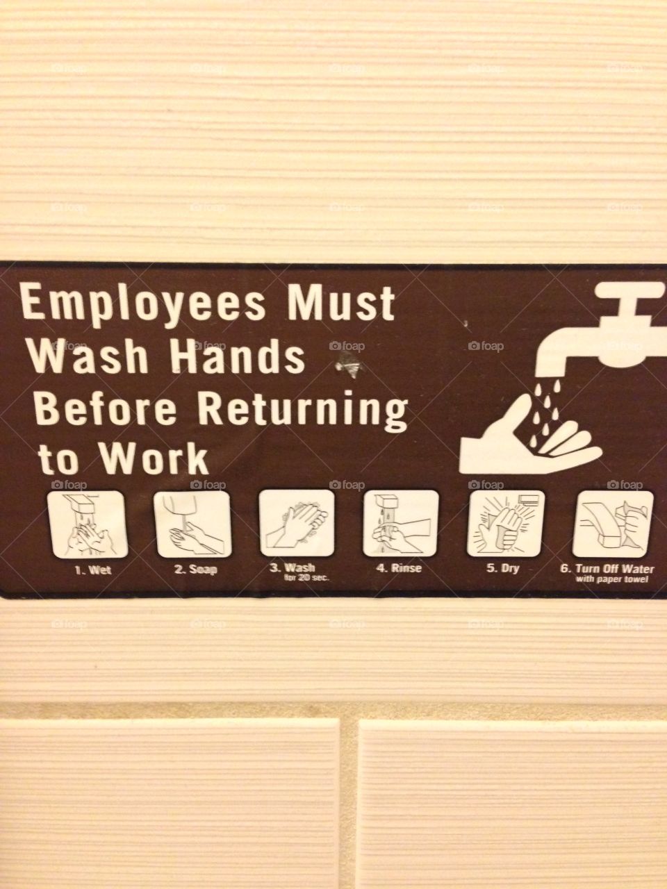 Spread No Germs

Published by:
HappyBrownMonkey 