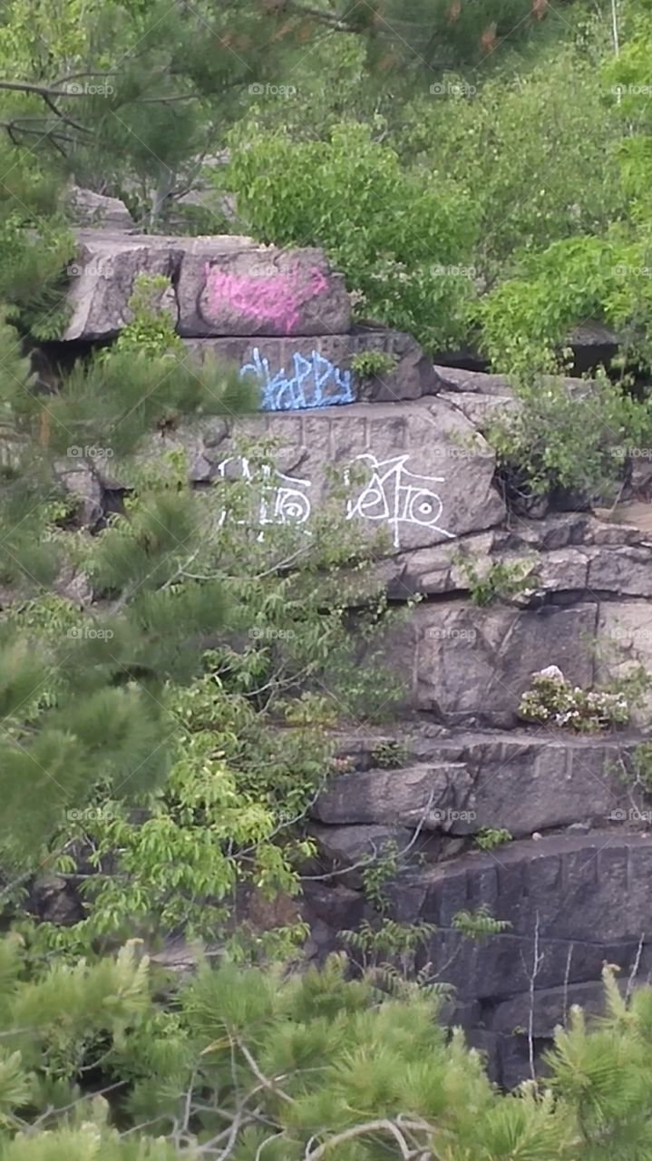graffiti rock