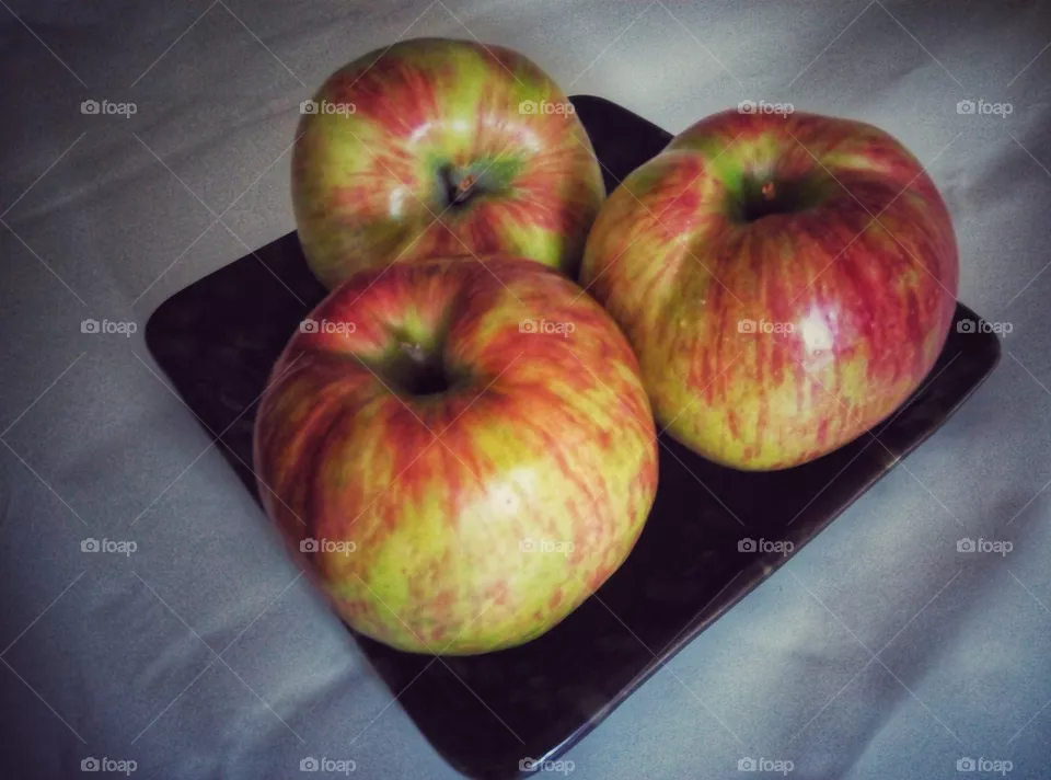 apples яблоки