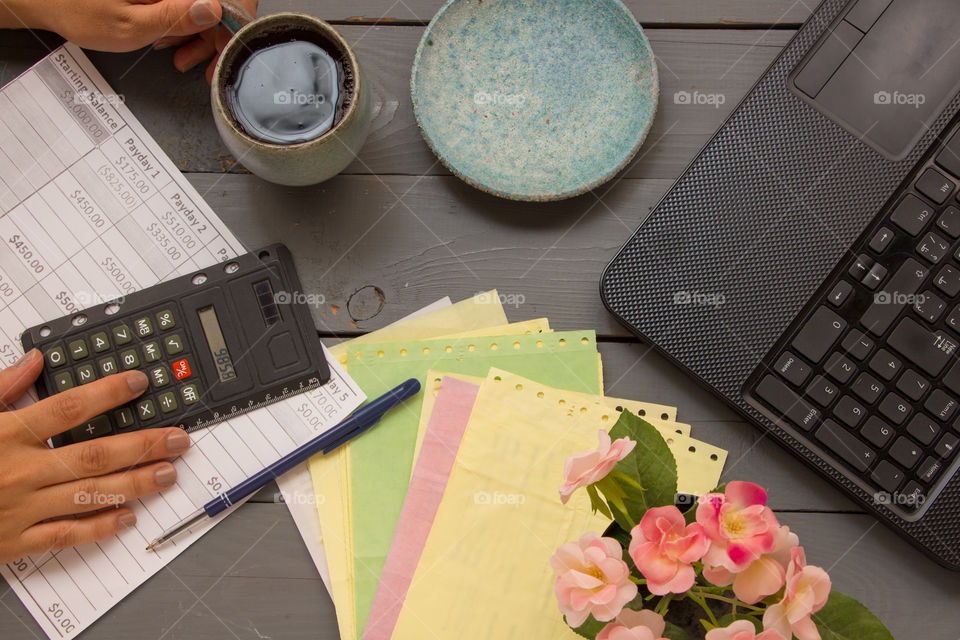 Calculating finances