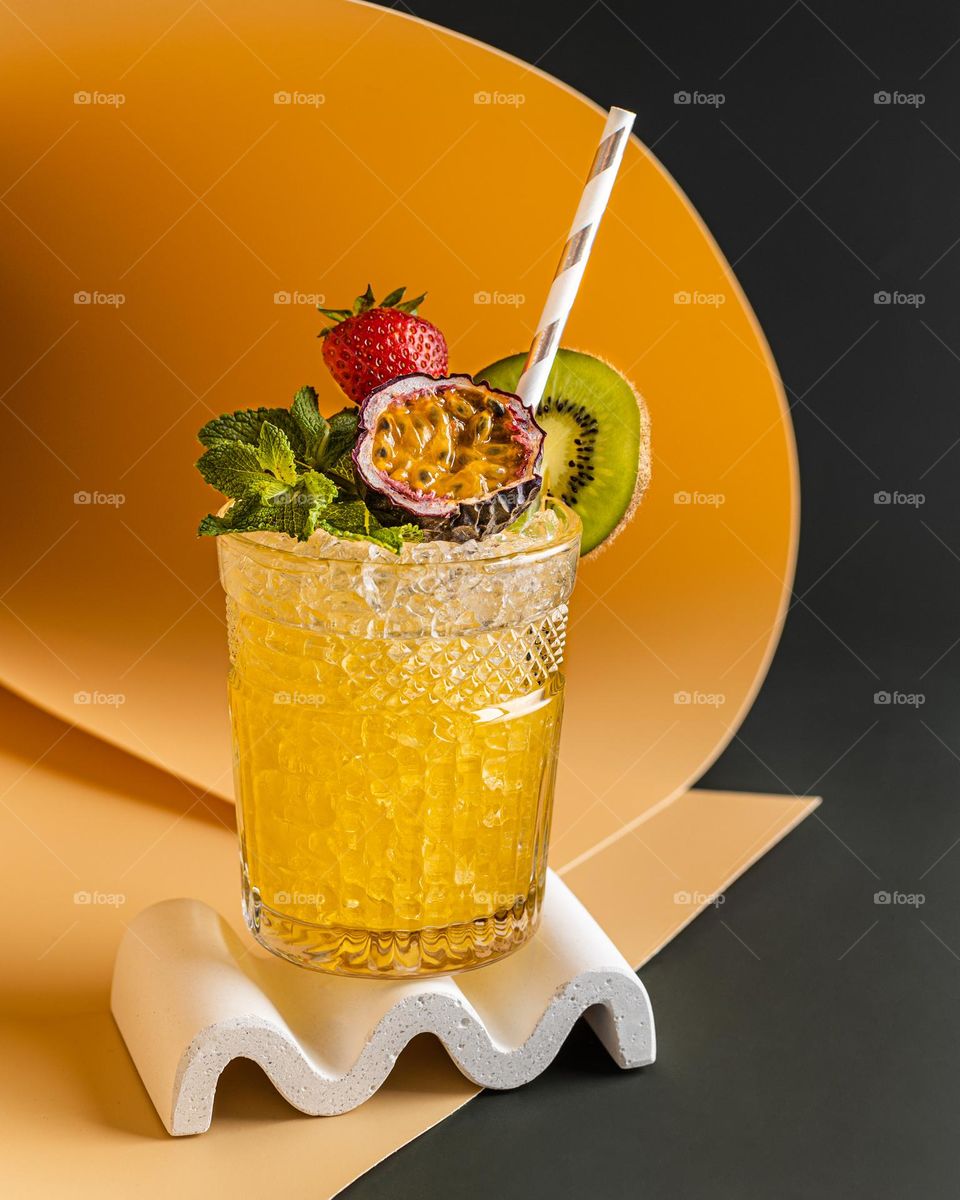 Tropical cocktail
