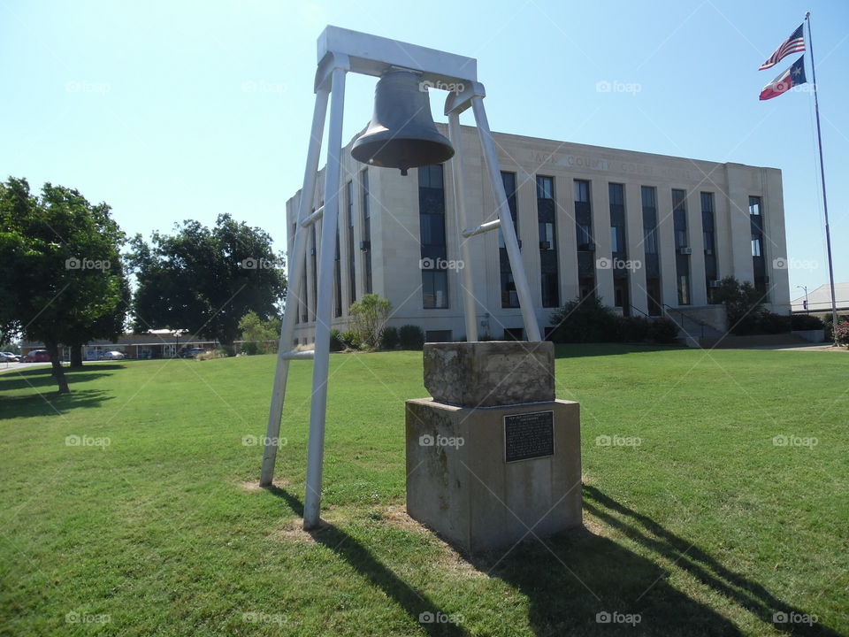 liberty bell 🔔. This is a picture of a historical landmark in Jacksboro Texas