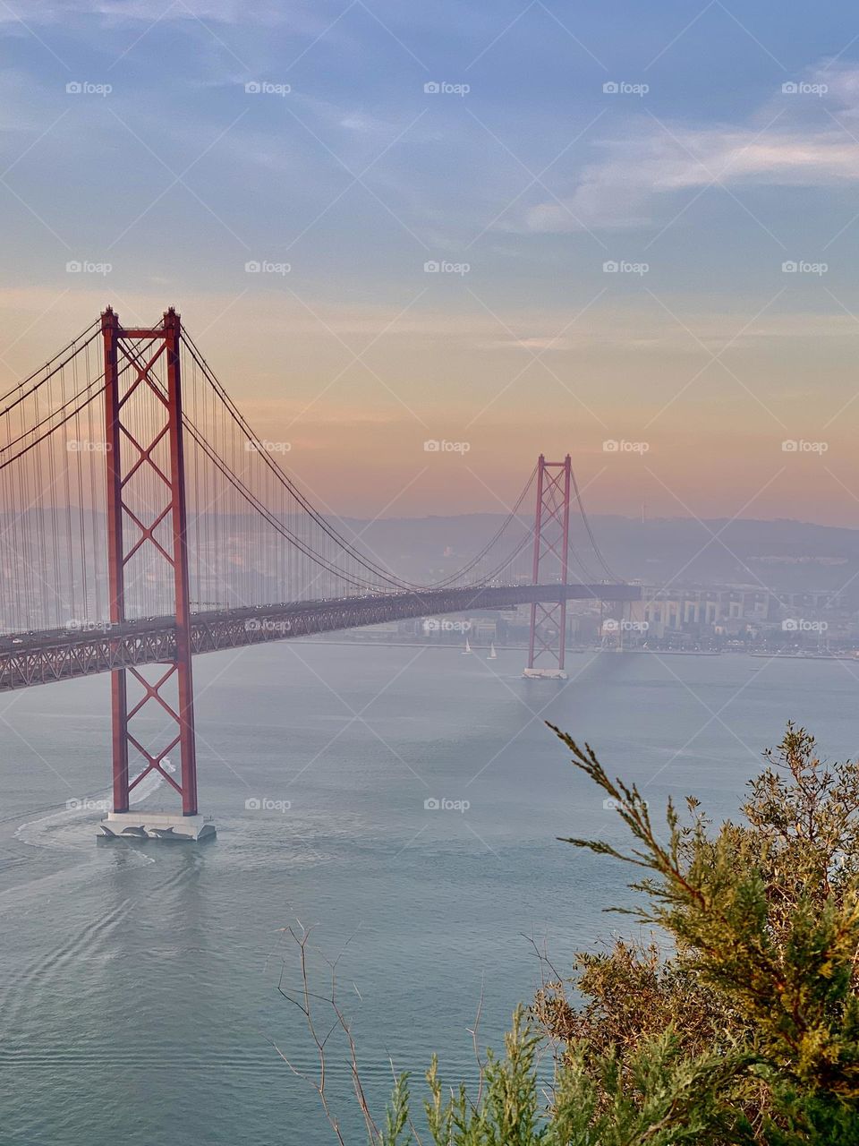 Lisbon bridge 