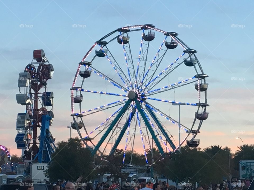 Ferris wheel 