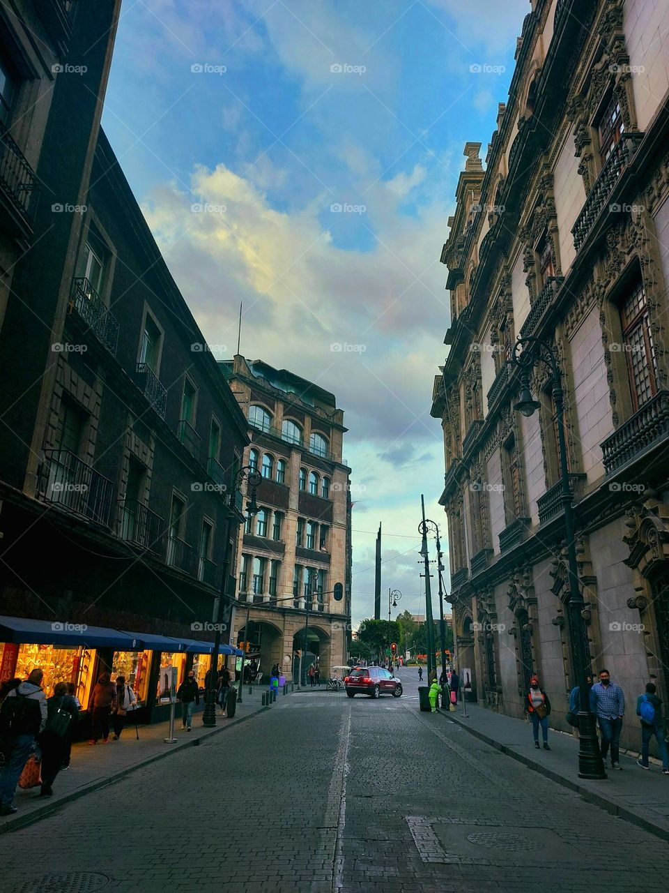 calle 5 de febrero en la ciudad de México