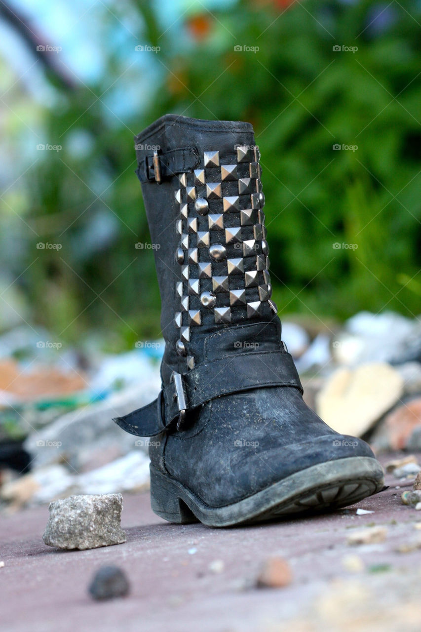 Abandoned boot