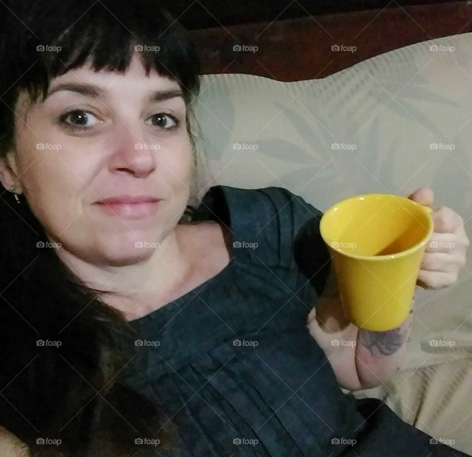 woman drinking coffee