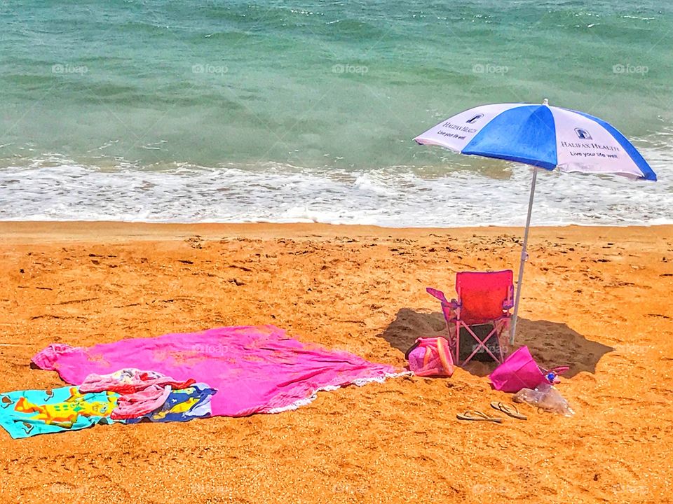 Colorful beach scene