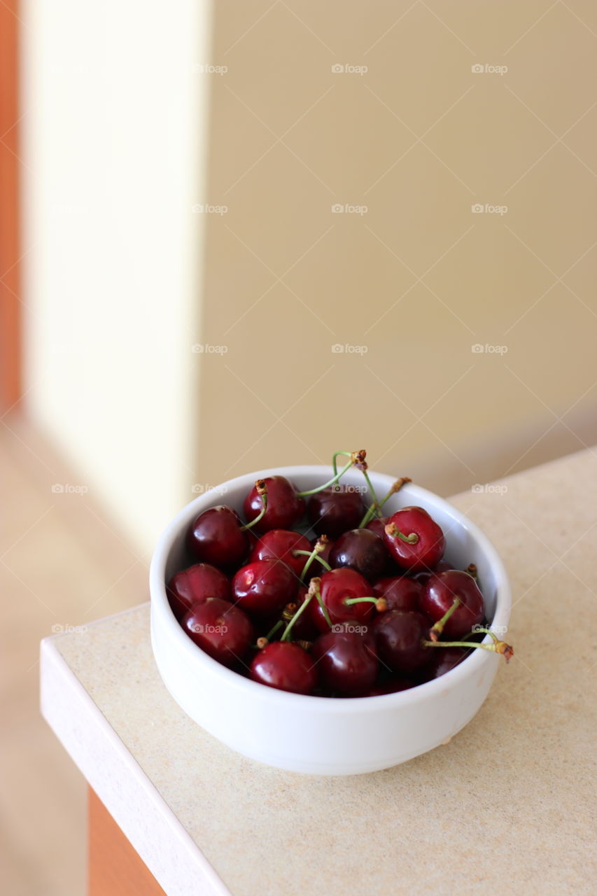 bowl of sweet cherry