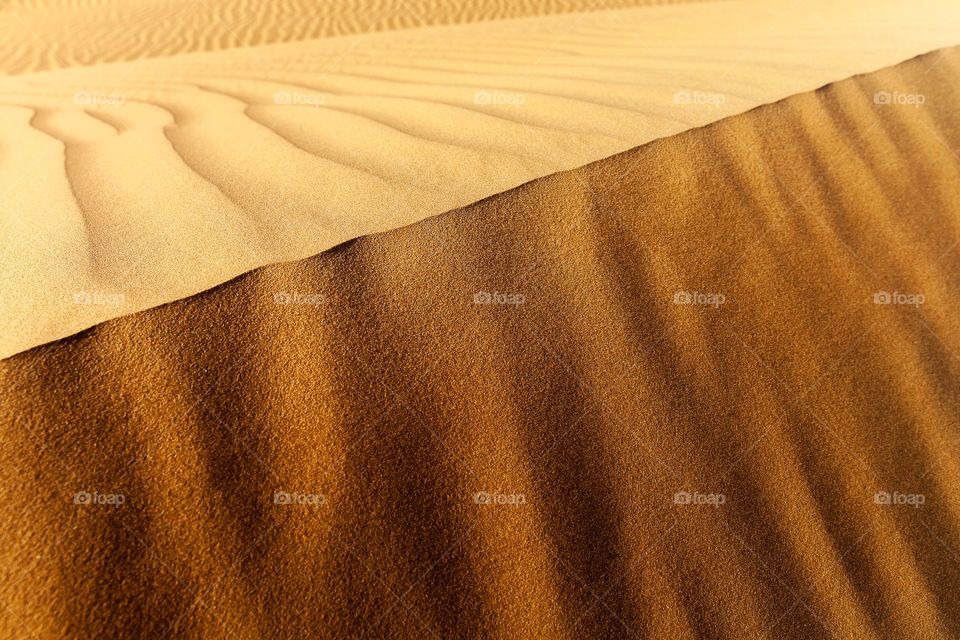 Desert texture, 50 shades of gold