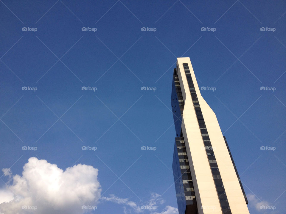 sky valle edificio monterrey by malanis