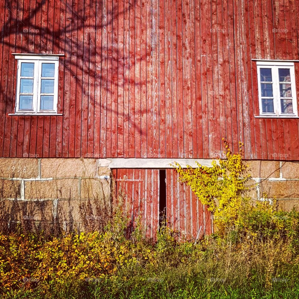 Red barn