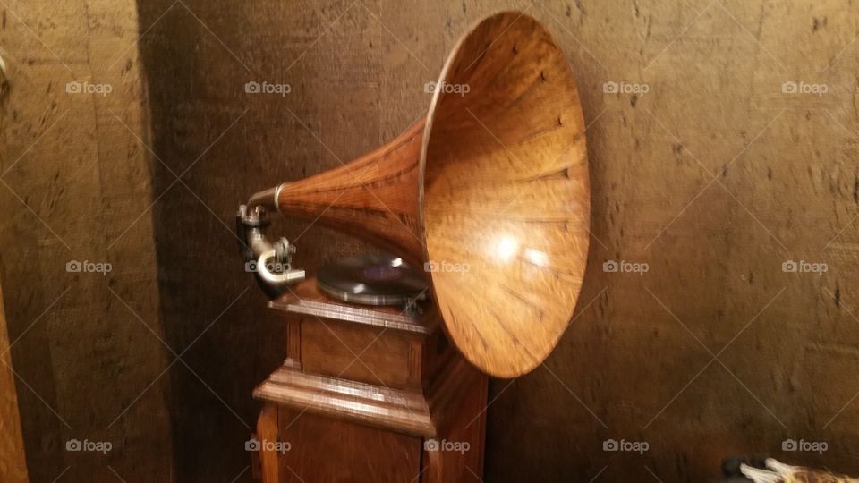 Old Gramophone Phono Record Player