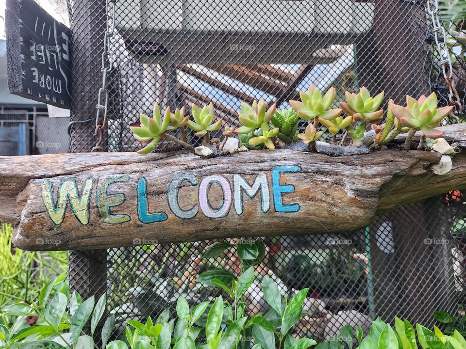 welcome sign