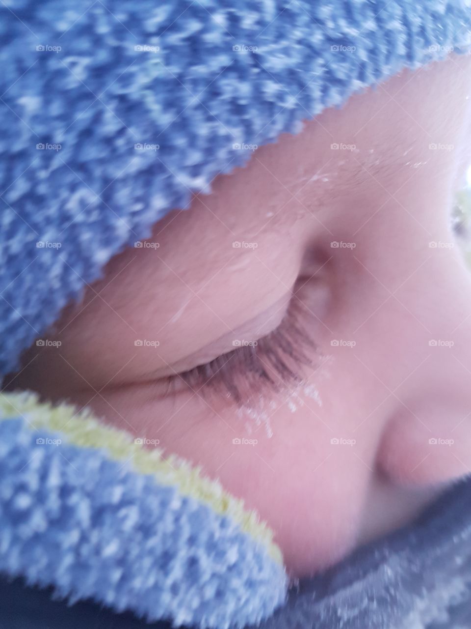 ice on eyelash, frozen eye,icecold