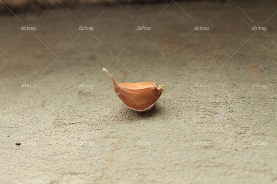 Garlic, onion food, food photo, one object food, food on the board,