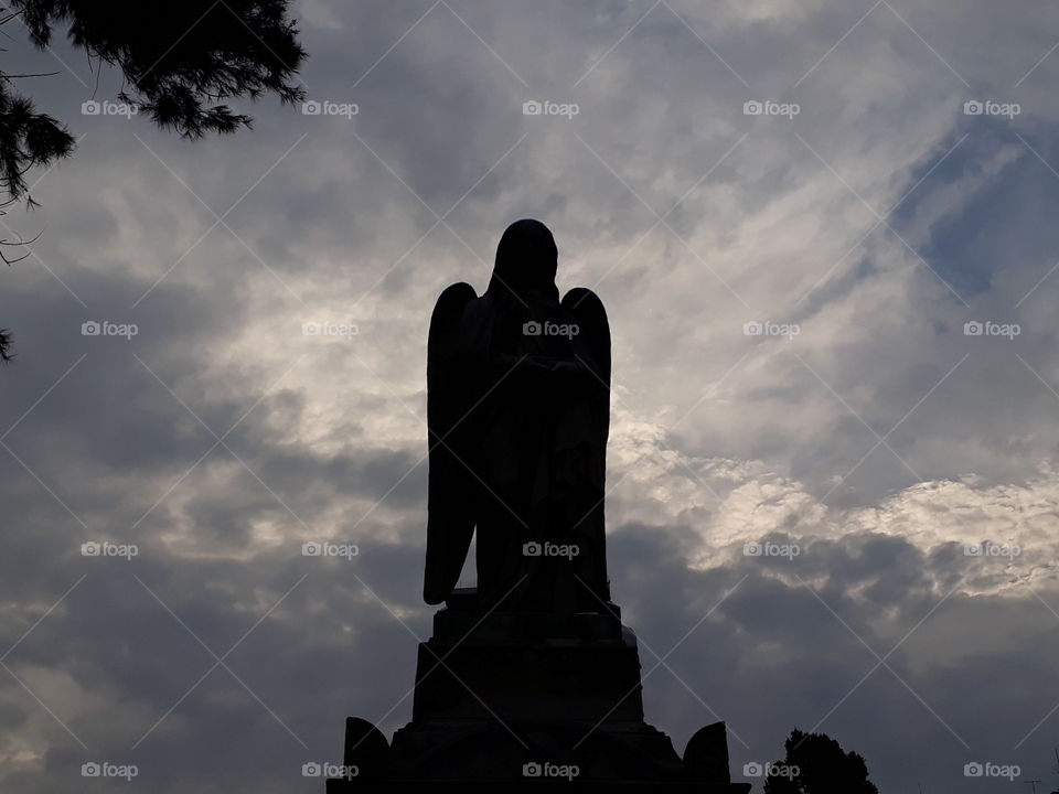 mysteries between heaven and earth ...