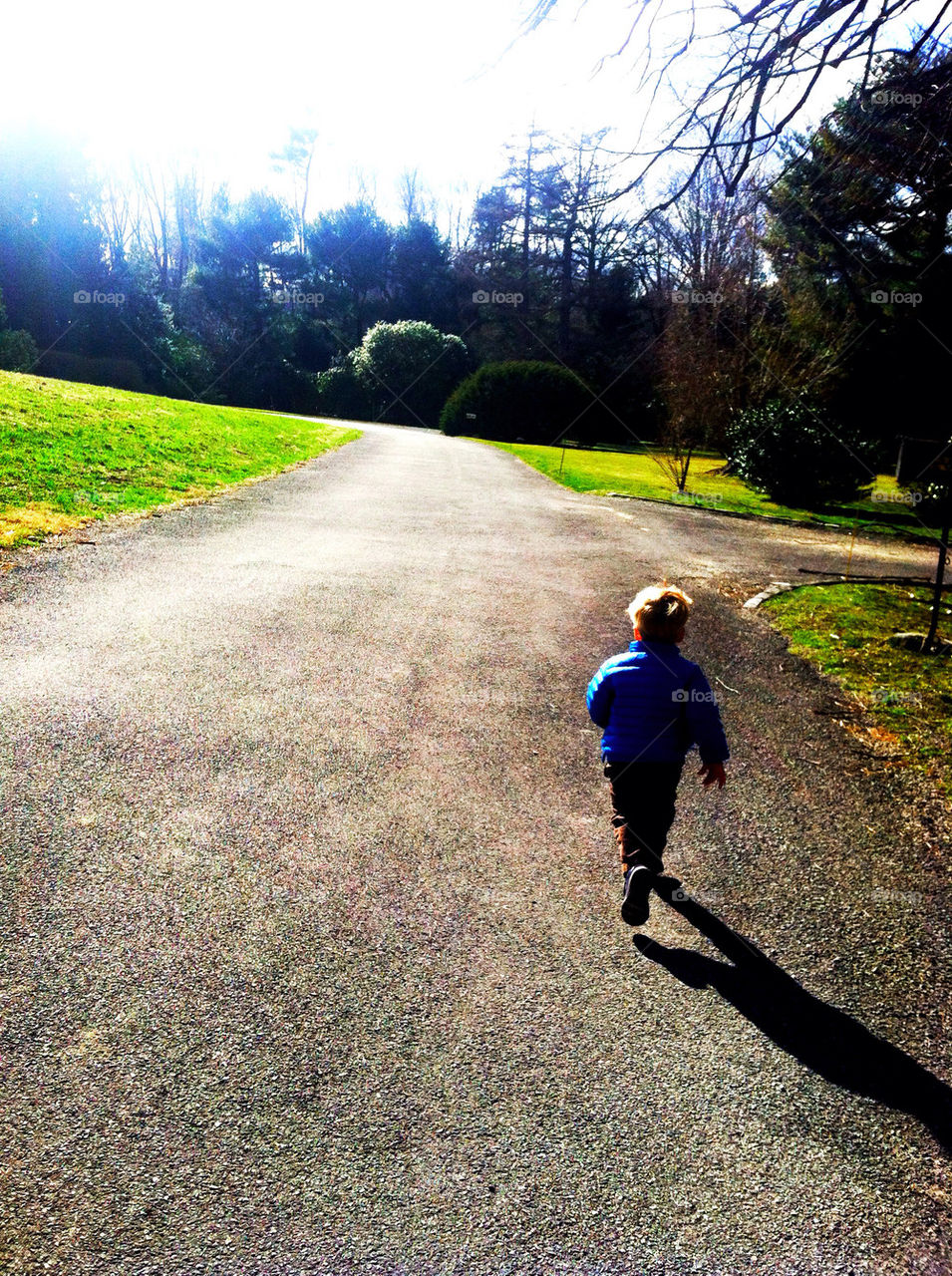 Little boy runner 