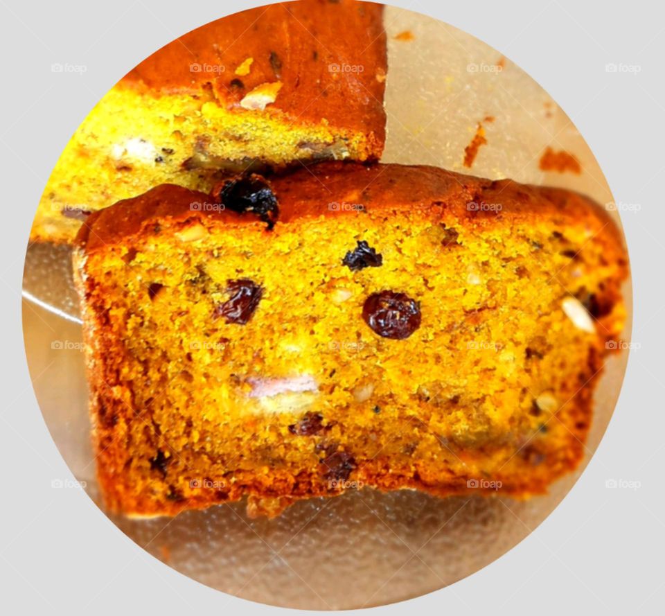 Banana Bread with a happy and fun face.
Pão de Banana com carinha feliz e divertida.