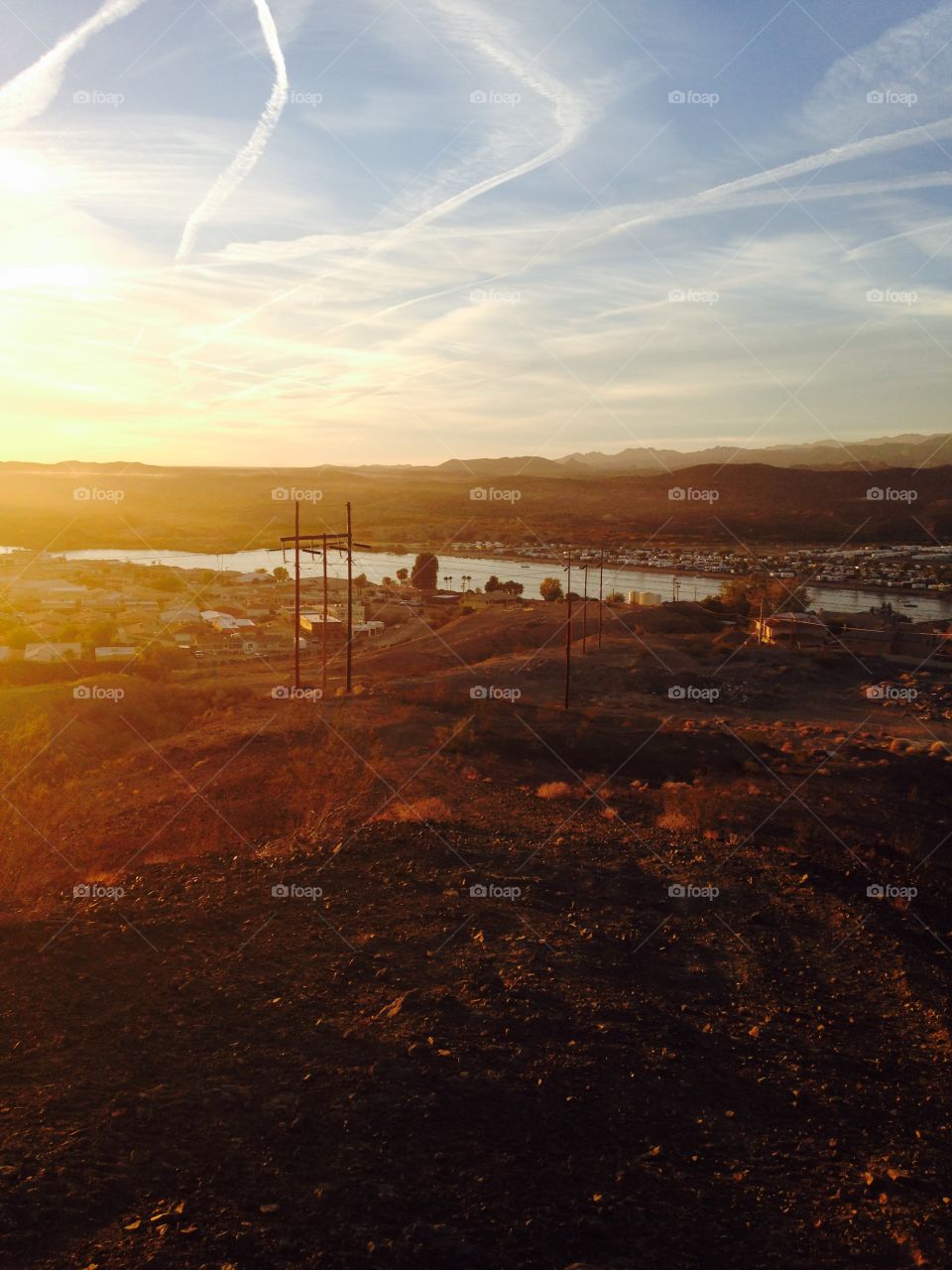 When dusk hits the lake