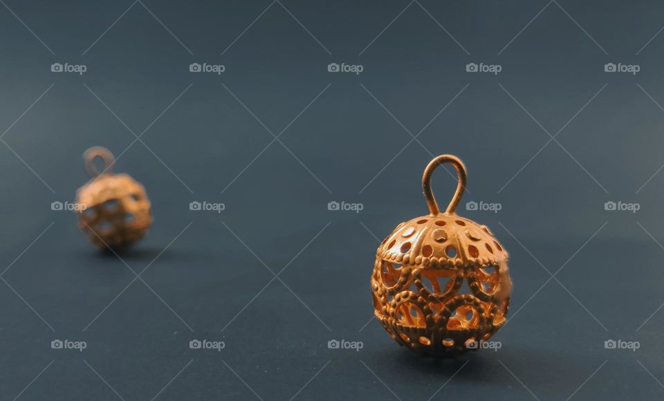 dolden bells macro lay on the dark bg