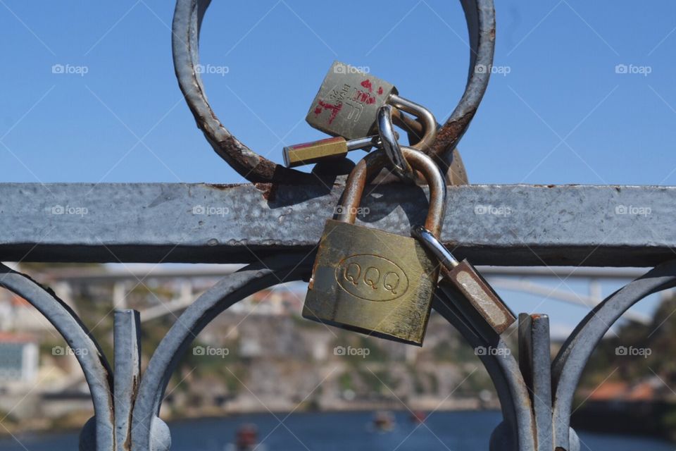 Love locks 