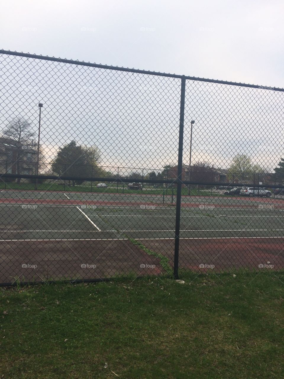 Broken down old tennis court 🎾 