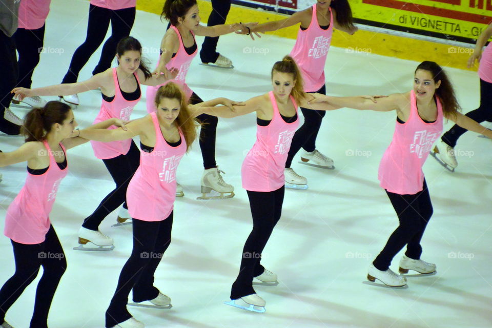 synchronized ice skating