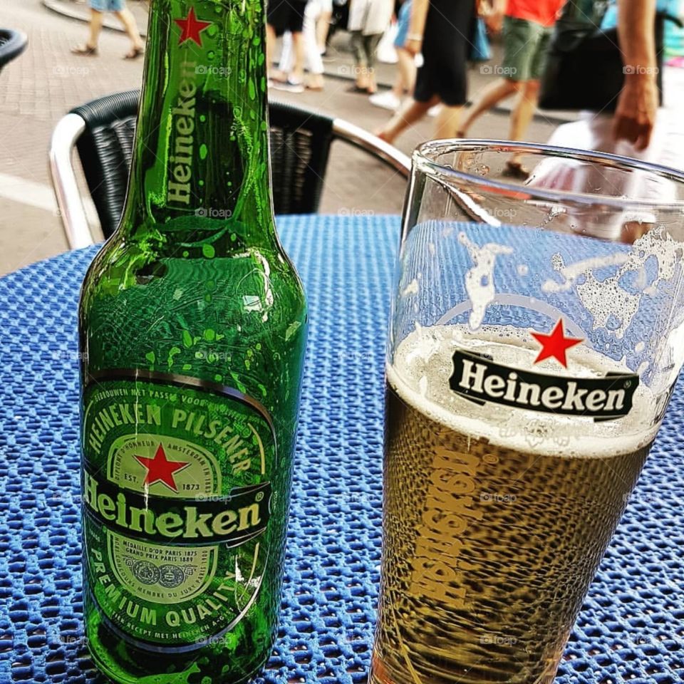 Heineken every day that refreshes me from fatigue
