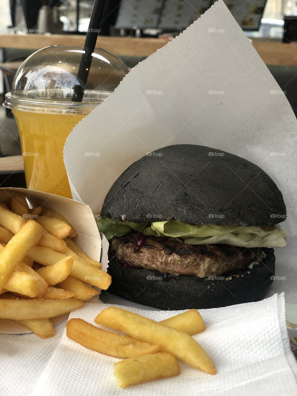 Black burger 