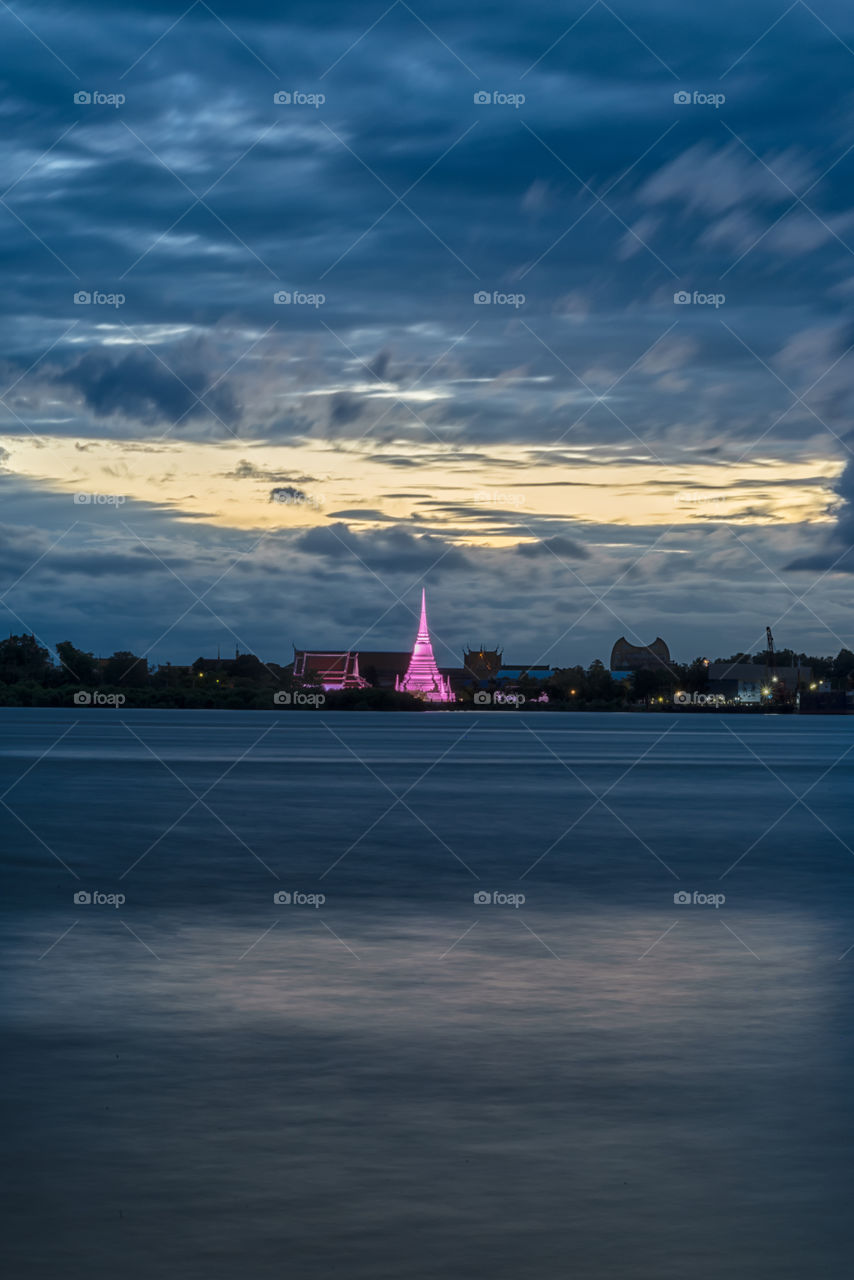 Twilight scene of the famous landmark PraSaMut JeDee pagoda in Thailand