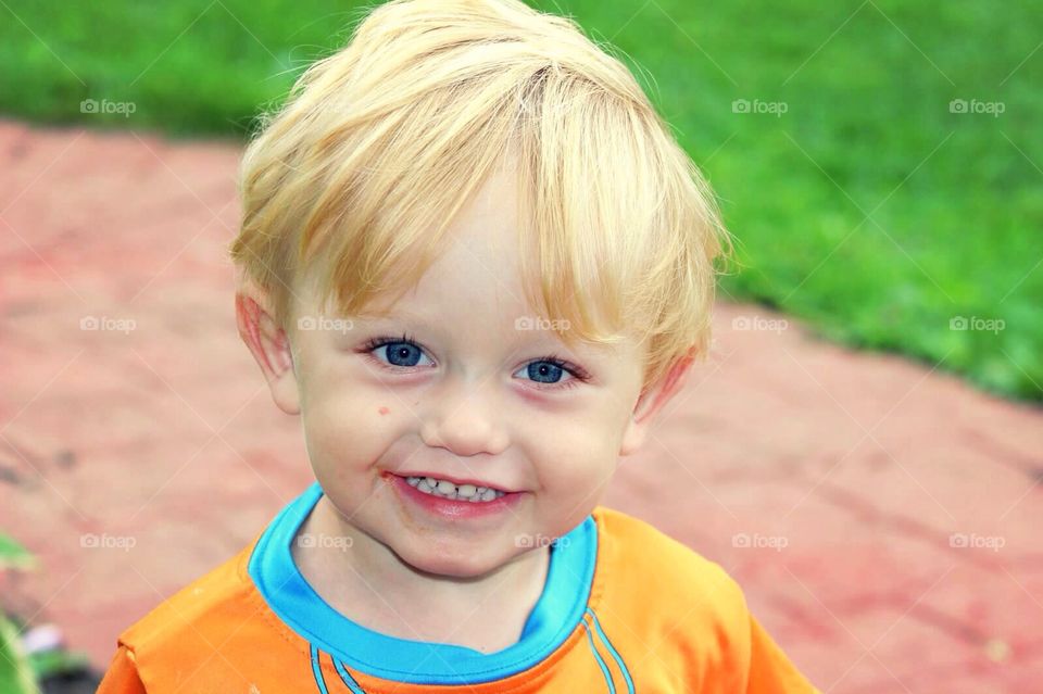 Portrait of a smiling boy