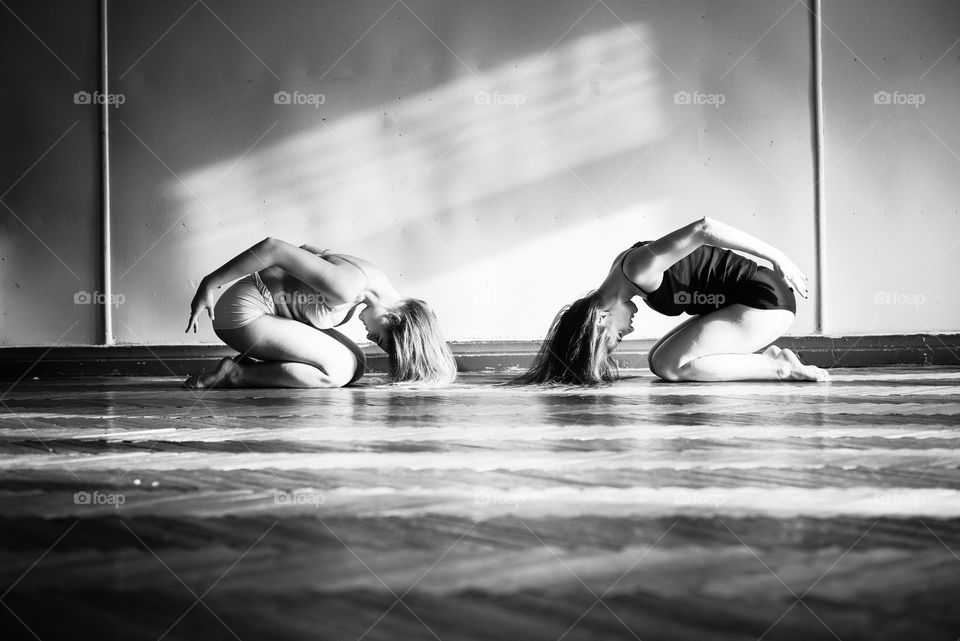 girl dancing in the studio