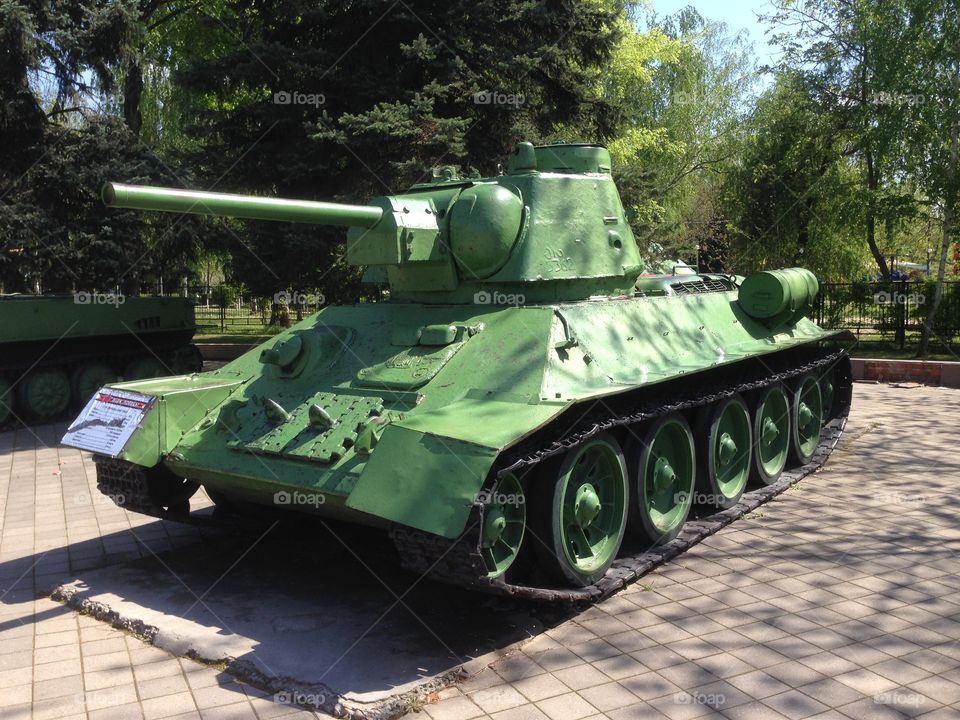 Russian tanks of the second world / legendary tanks / legendary T-34/76
