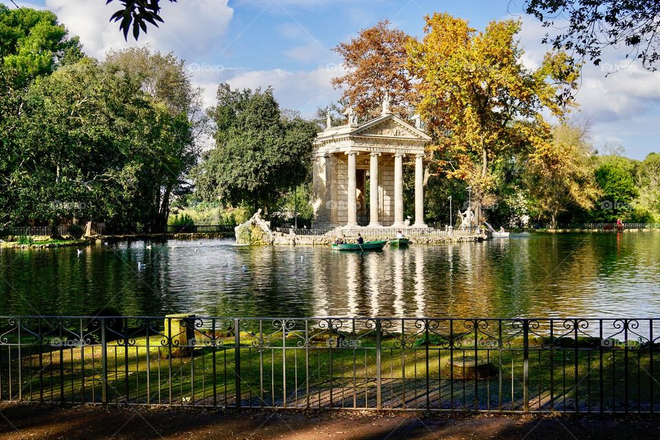 Romantic villa borghese pond-  Rome
