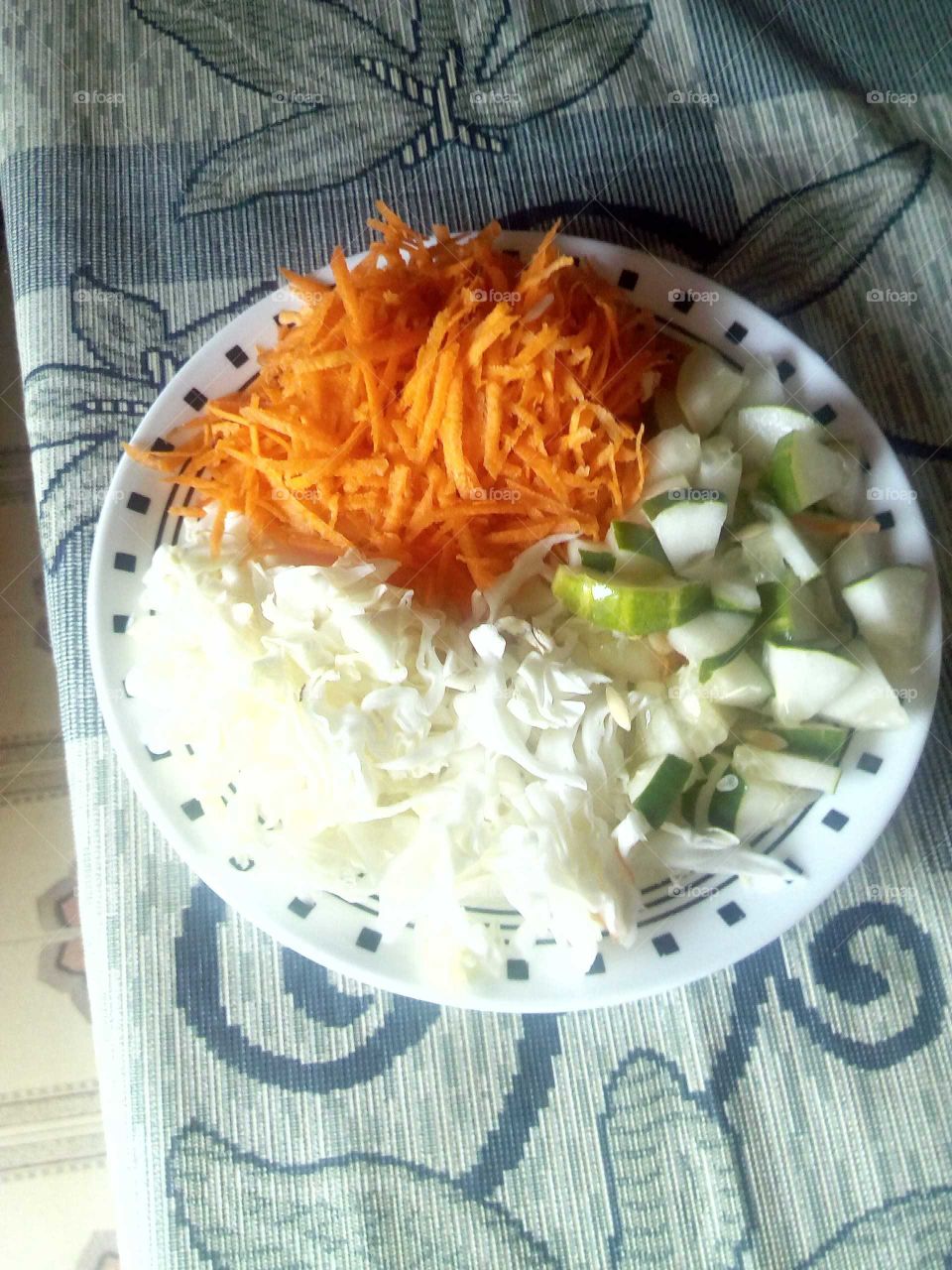 when you look at this beautiful dish of vegetables you will never stop eating this meal