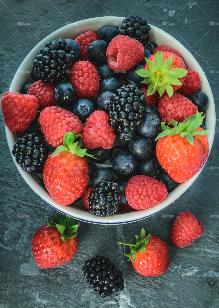 Fresh mixed berries in bowl