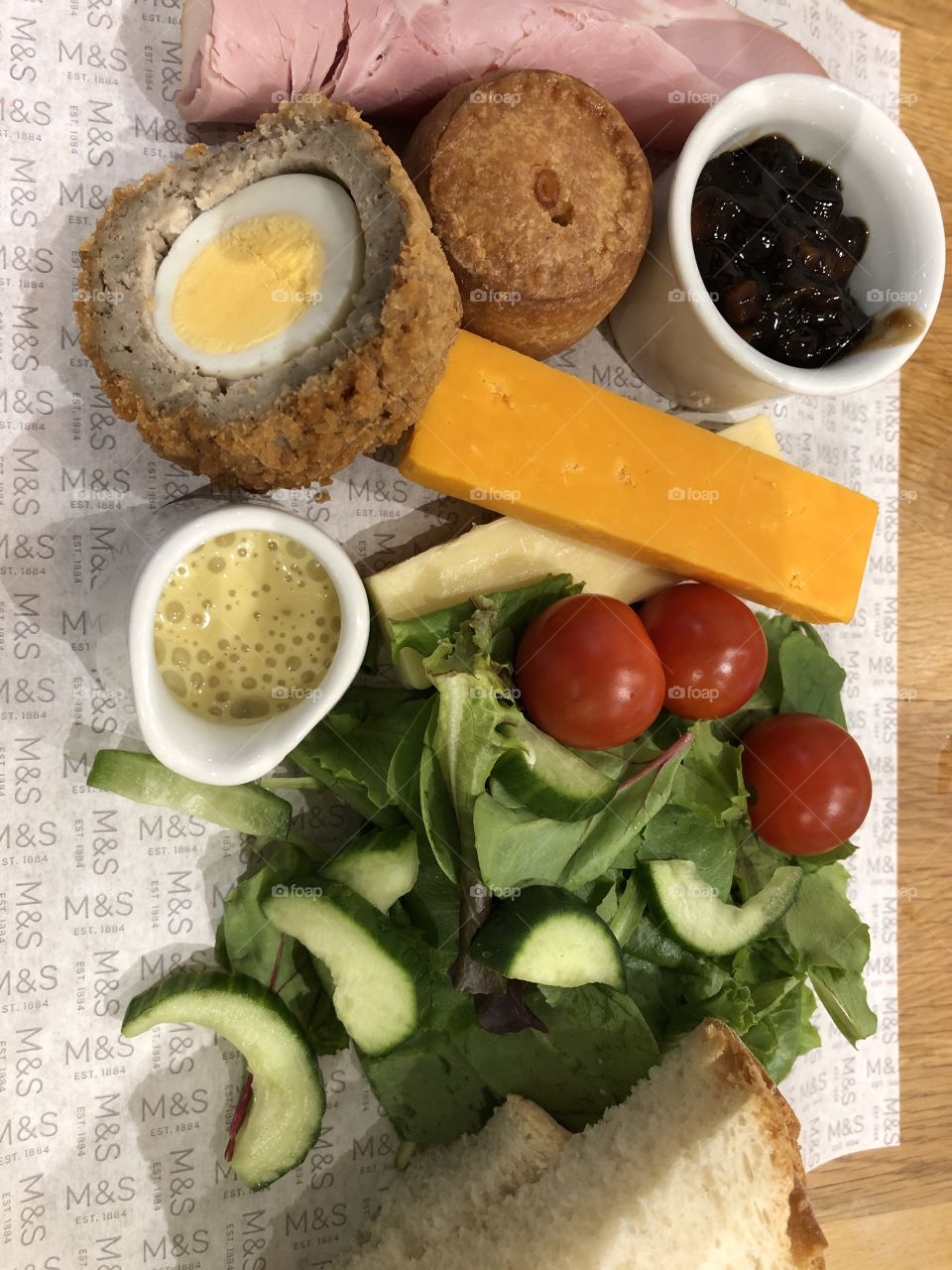 This healthy option Ploughman’s which is fresh and inviting, makes this option hard to resist.