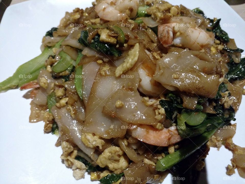 Pad See Ew with Shrimp