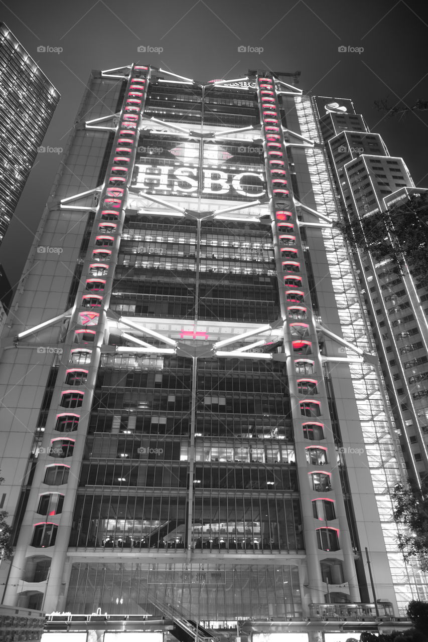 #Lion_Red #hsbc #central #hk #red #lion #hsbchk #night #2018 #sony6500 #nightwalk #cbd #hk 