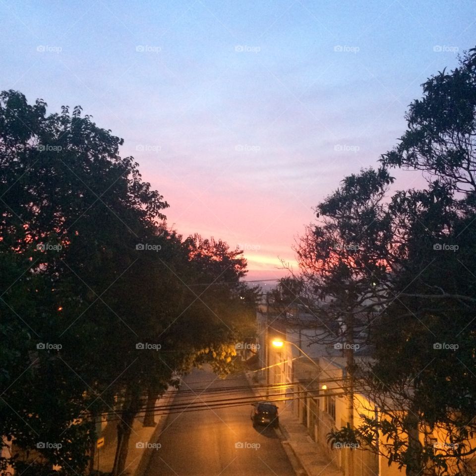 🌅Desperte, Jundiaí. 
Que a jornada diária possa valer a pena!
🍃
#sol #sun #sky #céu #photo #nature #morning #alvorada #natureza #horizonte #fotografia #pictureoftheday #paisagem #inspiração #amanhecer #mobgraphy #mobgrafia #Jundiaí #AmoJundiaí