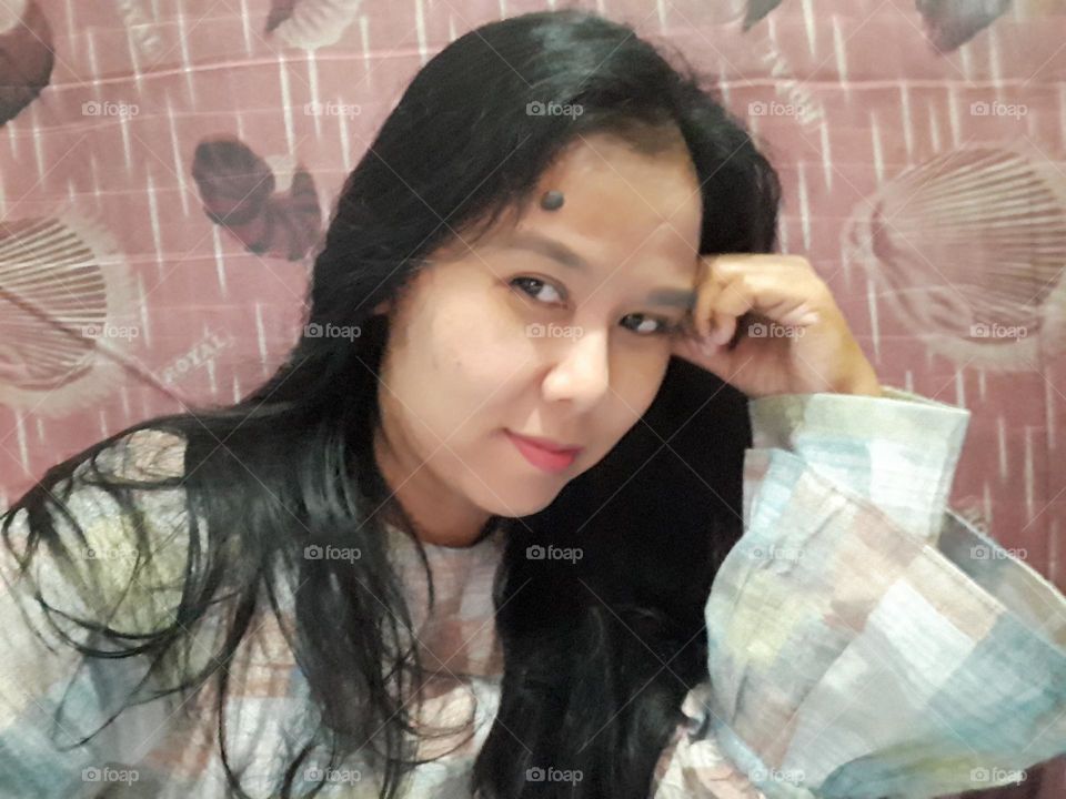 my pose when thinking about the future