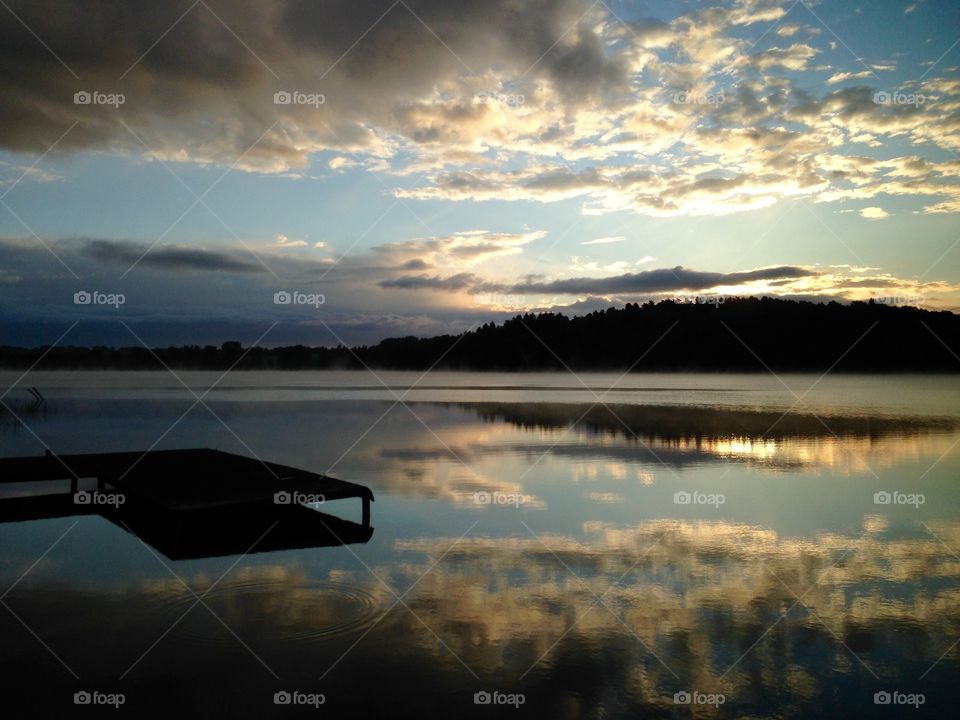 Beautiful sunrise at the lake 