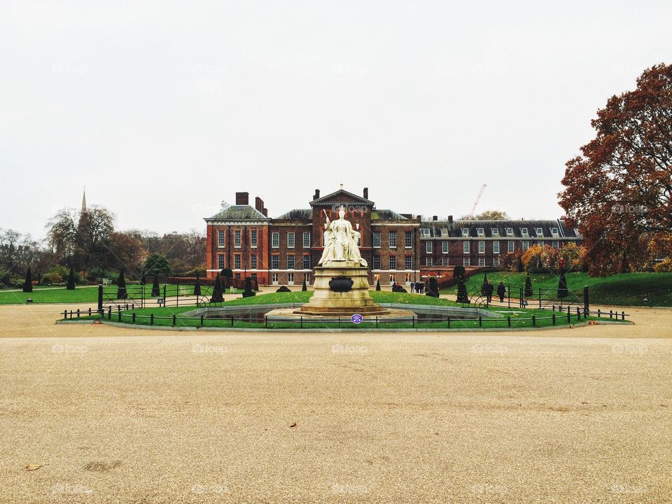 Lawn, Park, Building, Grass, Architecture