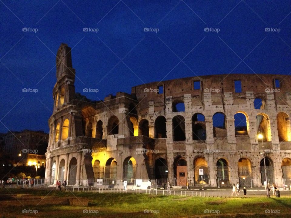 The old Roman coliseum at night