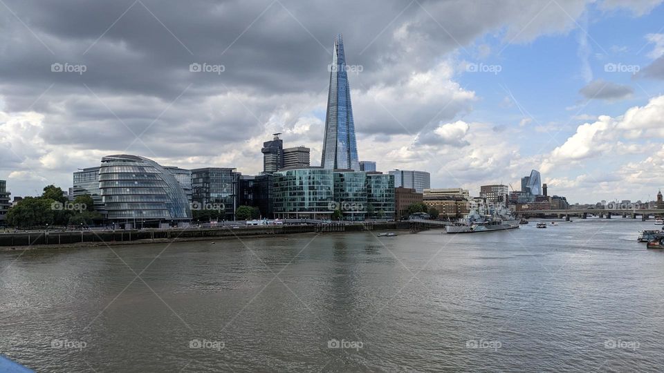 Beautiful, sharp picture near Tower Bridge, London. Took on 31/08/22