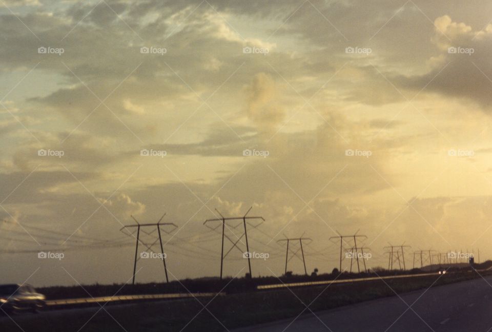 Powerlines at dawn. Powerlines in the morning light